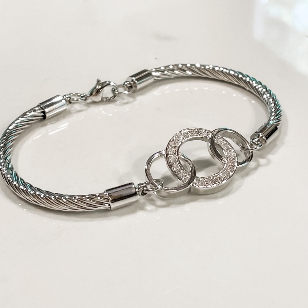 Silver Bracelet with Round Circle of CZ’s